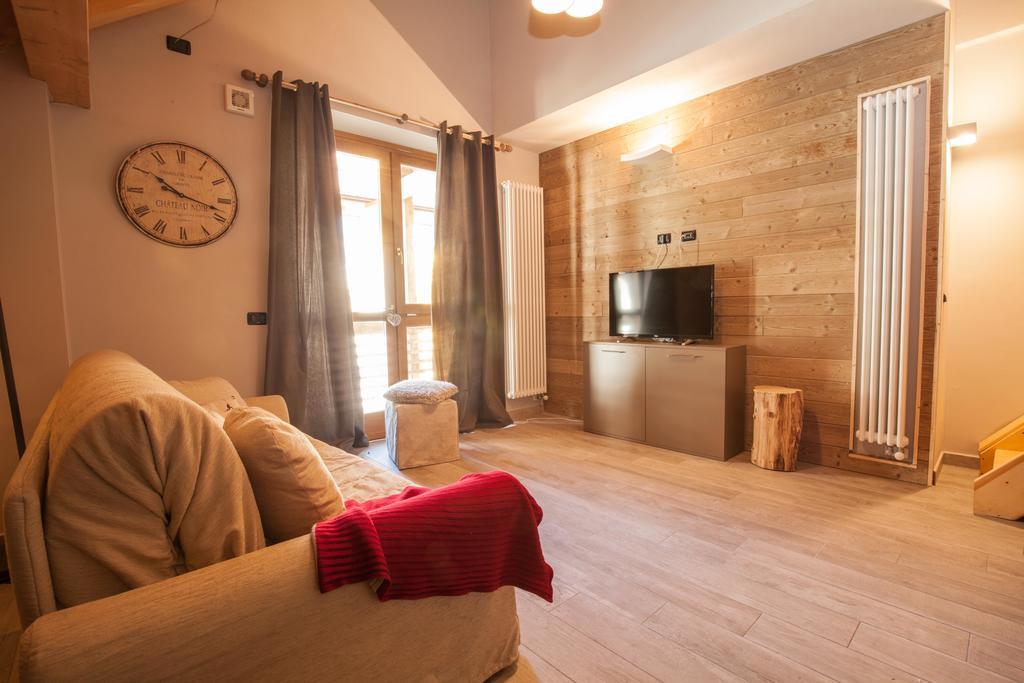 Stalle Lunghe Deluxe Apartments Prato Nevoso Bagian luar foto